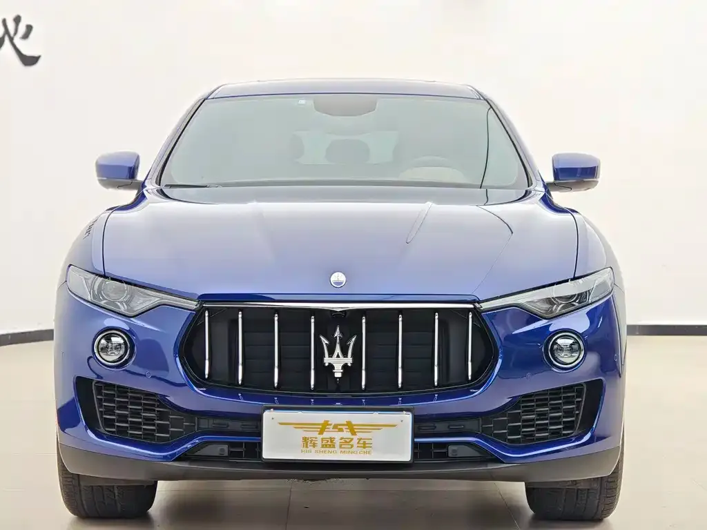Maserati Levante — фото 3