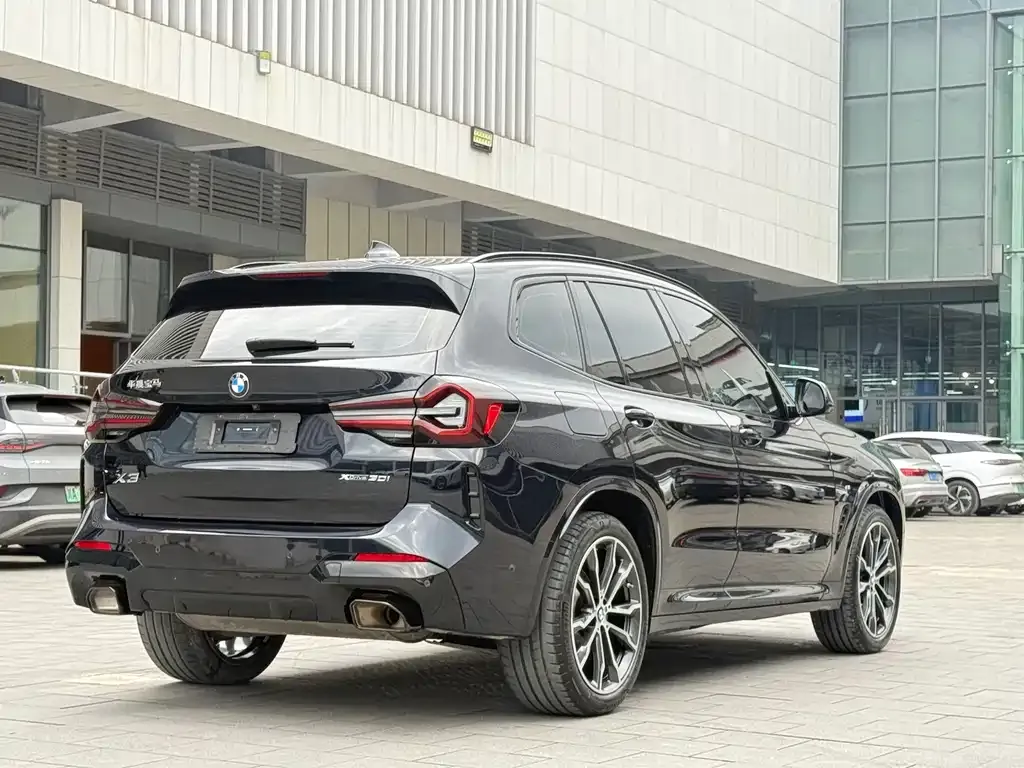 BMW X3 — фото 2