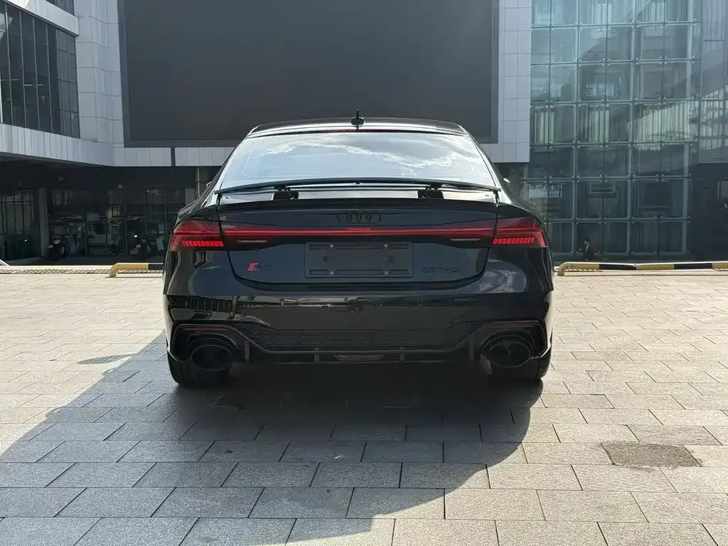 Audi A7 — фото 7