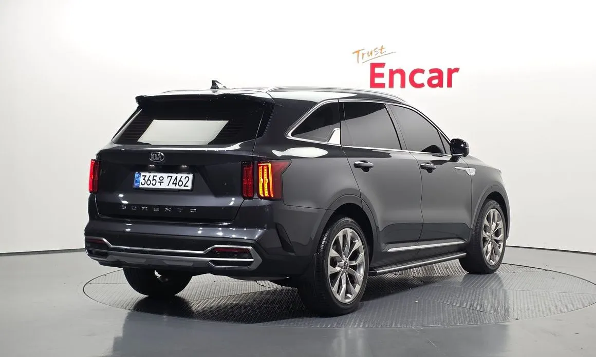 Kia Sorento — фото 9