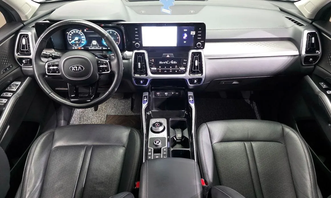 Kia Sorento — фото 4