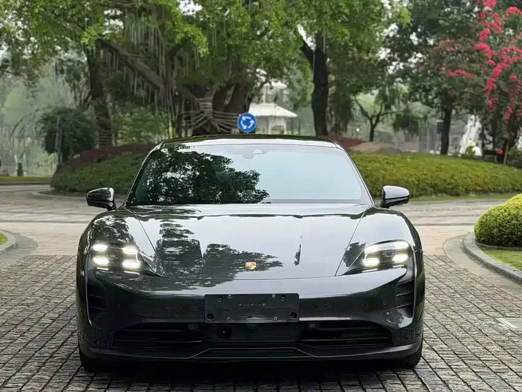 Porsche Taycan 2021 из CN, фото 3