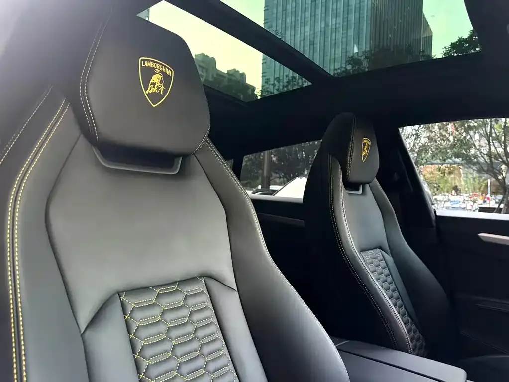 Lamborghini Urus — фото 5