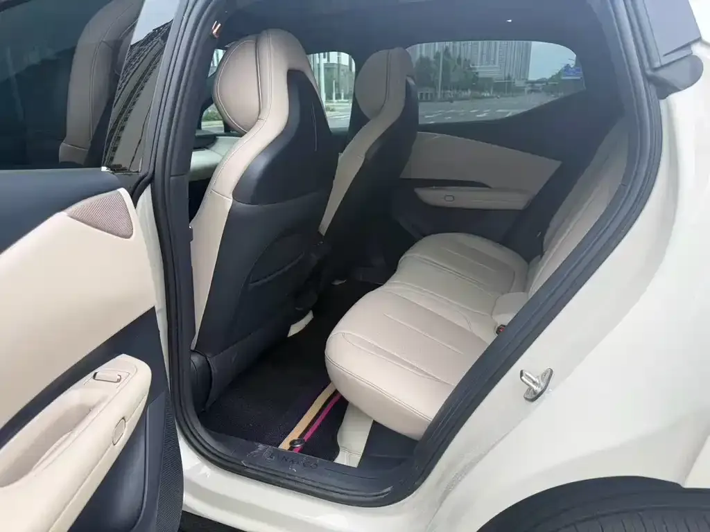 Lynk & Co Z20 2025 из CN, фото 4