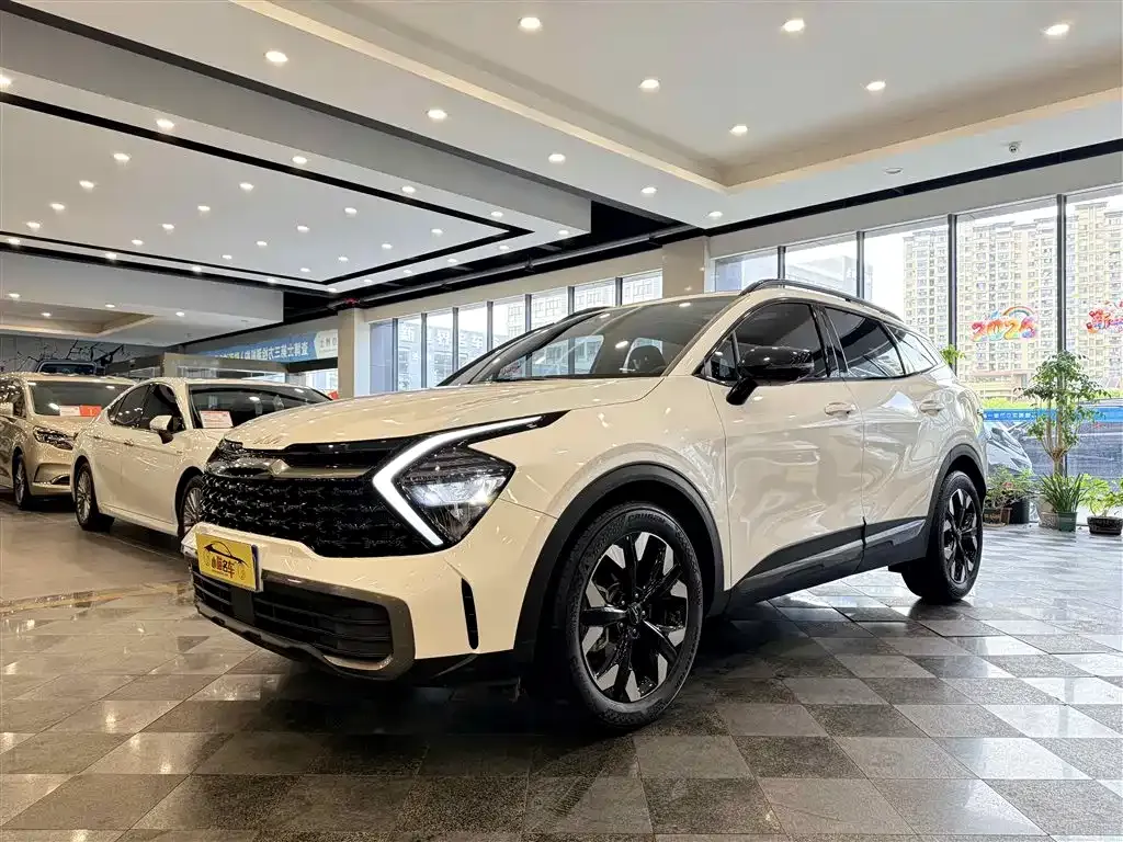 Kia Sportage — фото 1