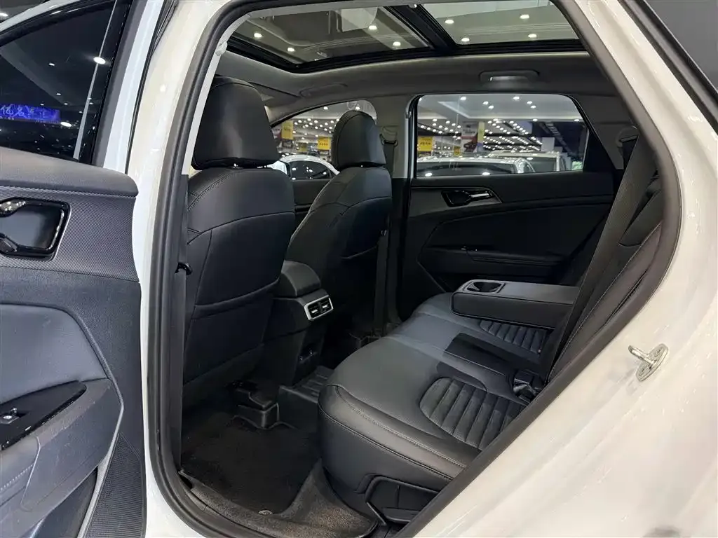 Kia Sportage — фото 5