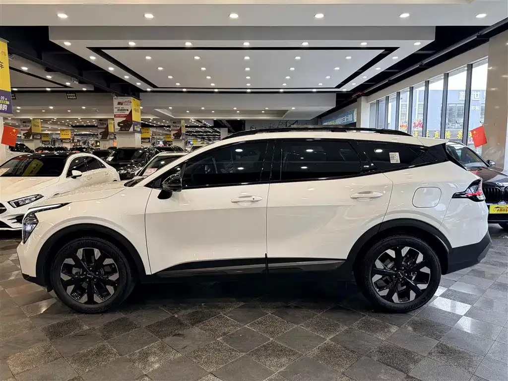 Kia Sportage — фото 8