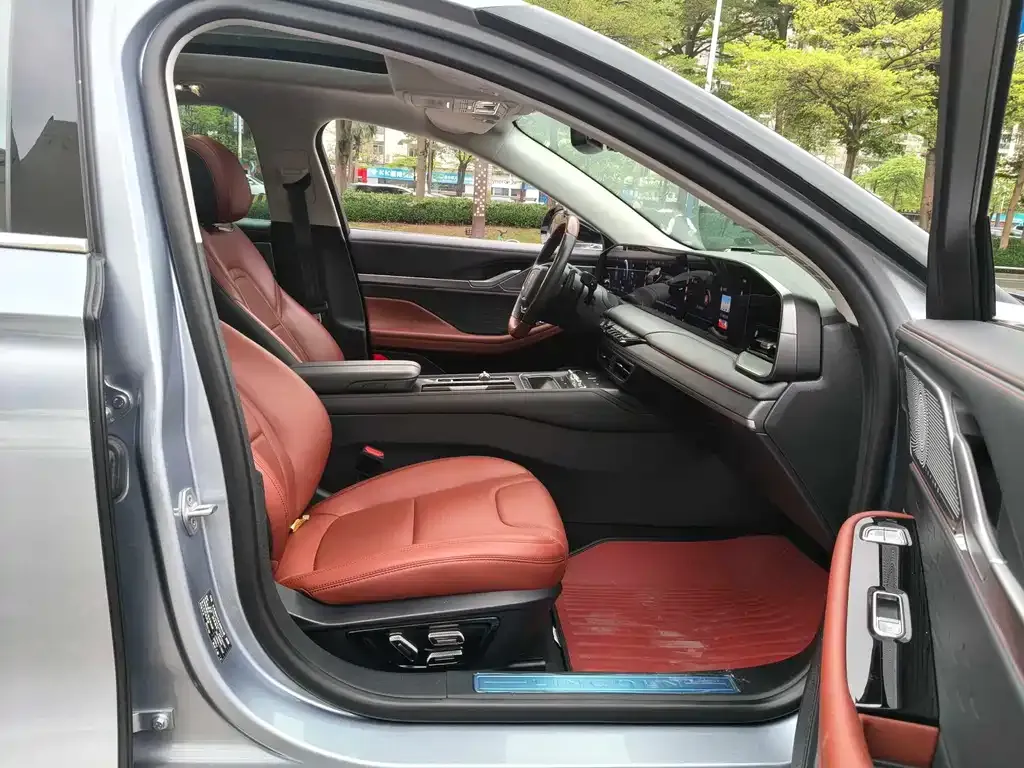 Lincoln Z 2023 из CN, фото 4