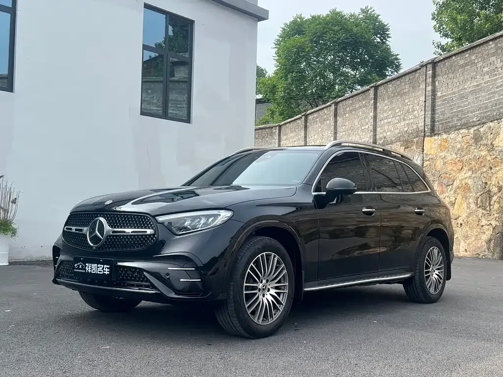 Mercedes-Benz GLC — фото 1