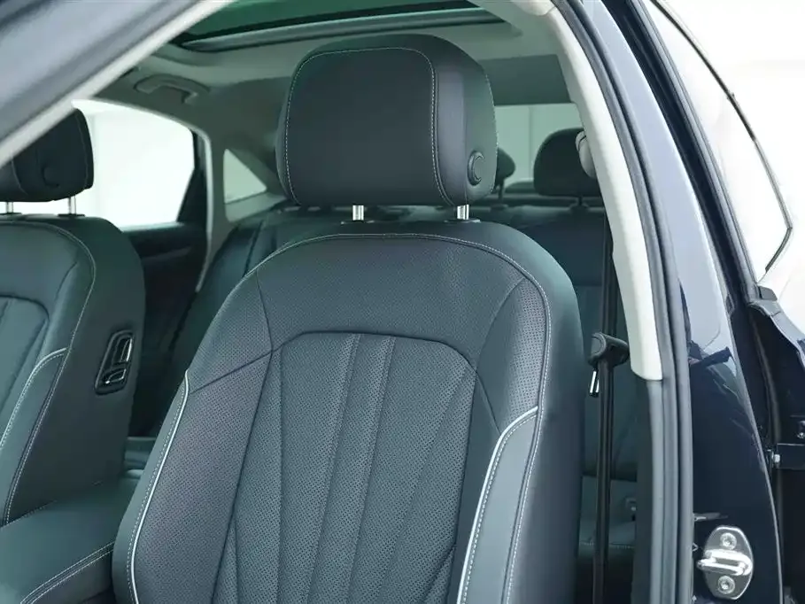 Volkswagen Passat — фото 10