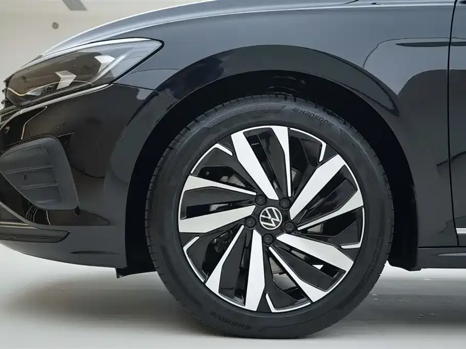 Volkswagen Passat — фото 7