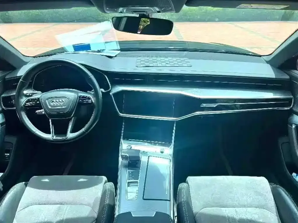 Audi A6L 2024 из CN, фото 4