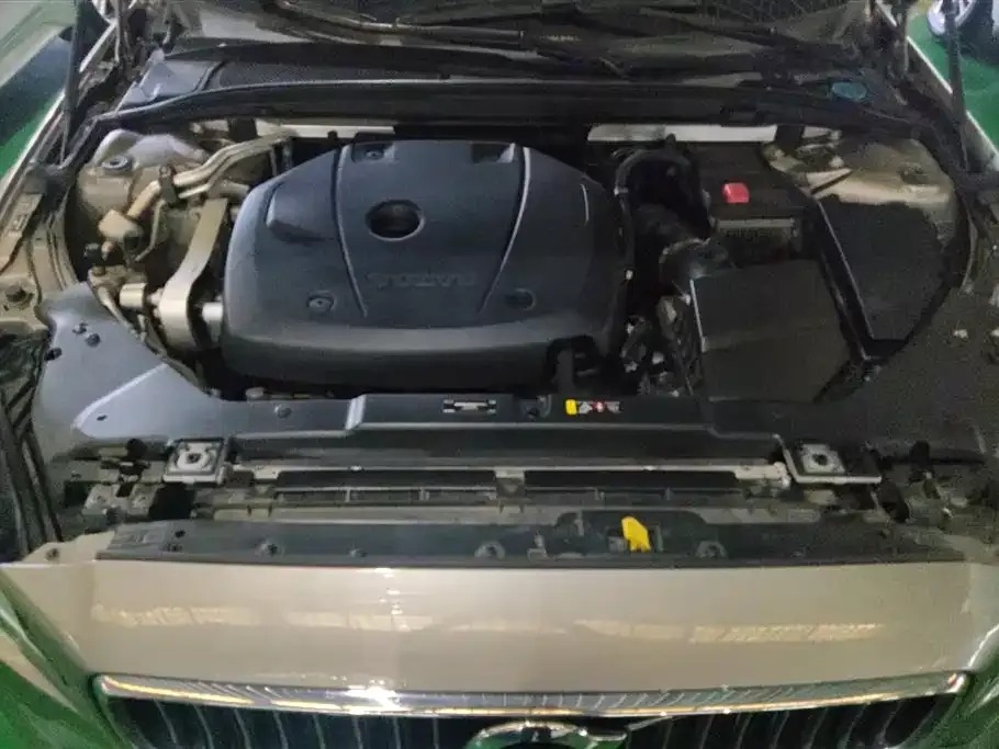 Volvo S60 2021 из CN, фото 6