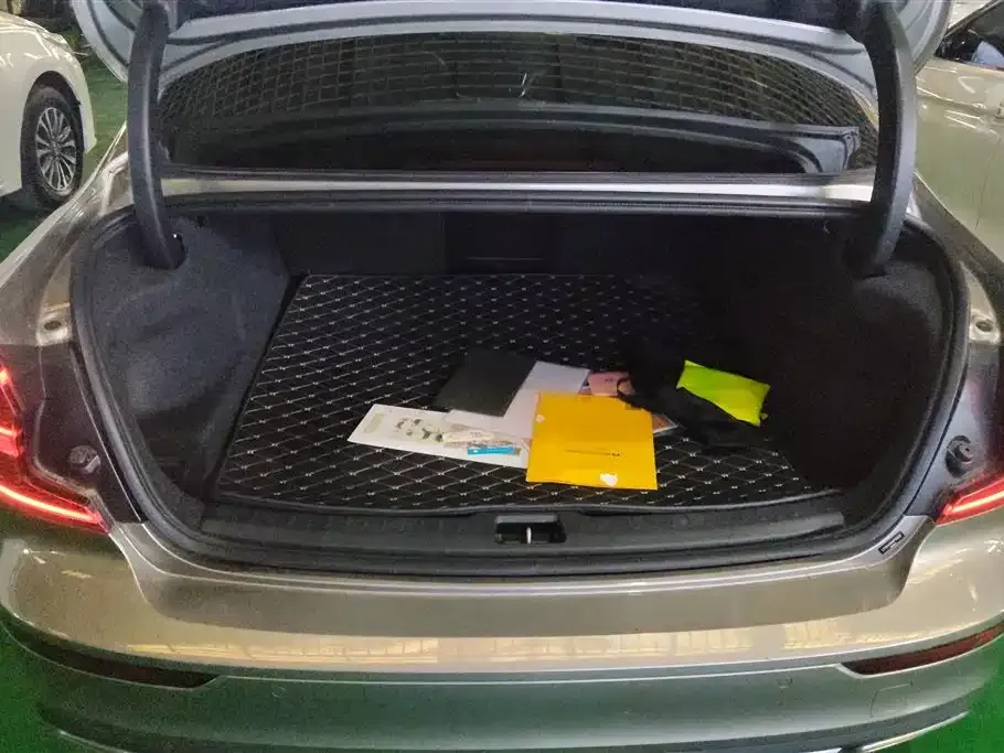 Volvo S60 2021 из CN, фото 8