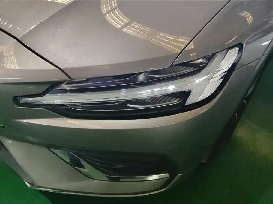 Volvo S60 2021 из CN, фото 3