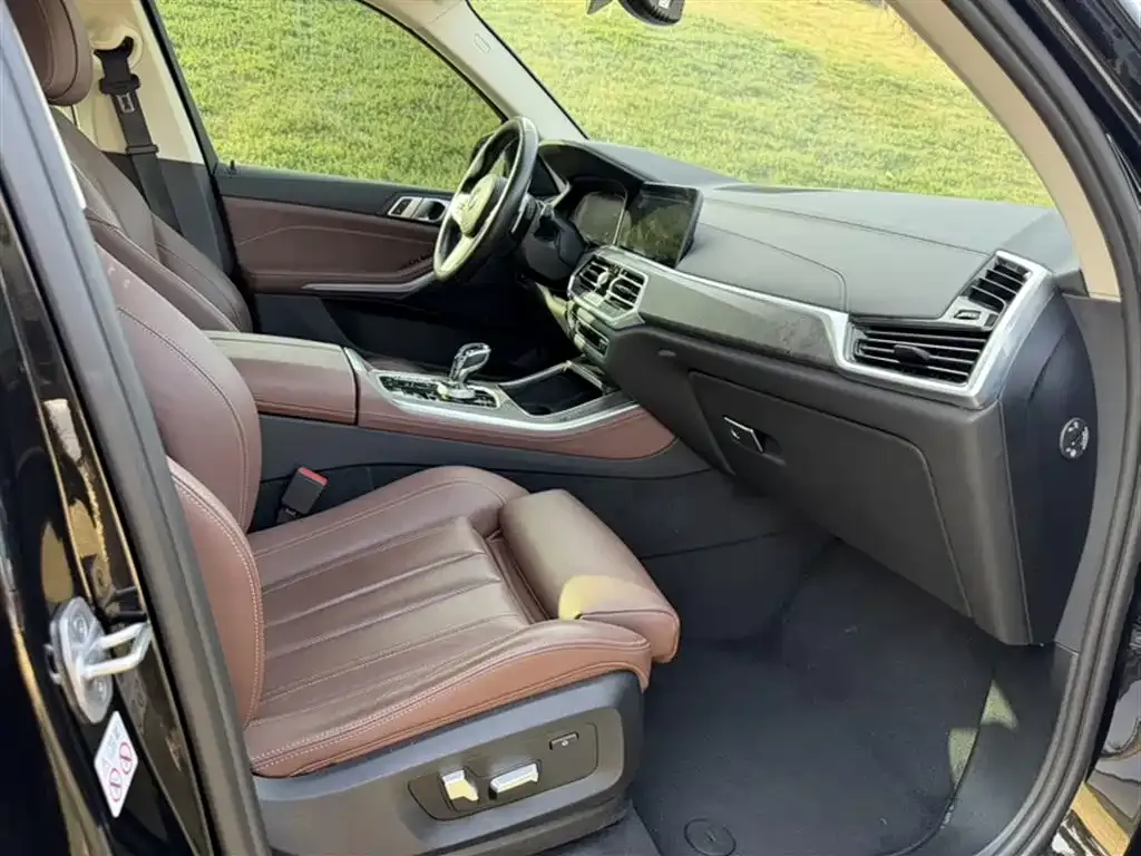 BMW X5 (Import) — фото 10