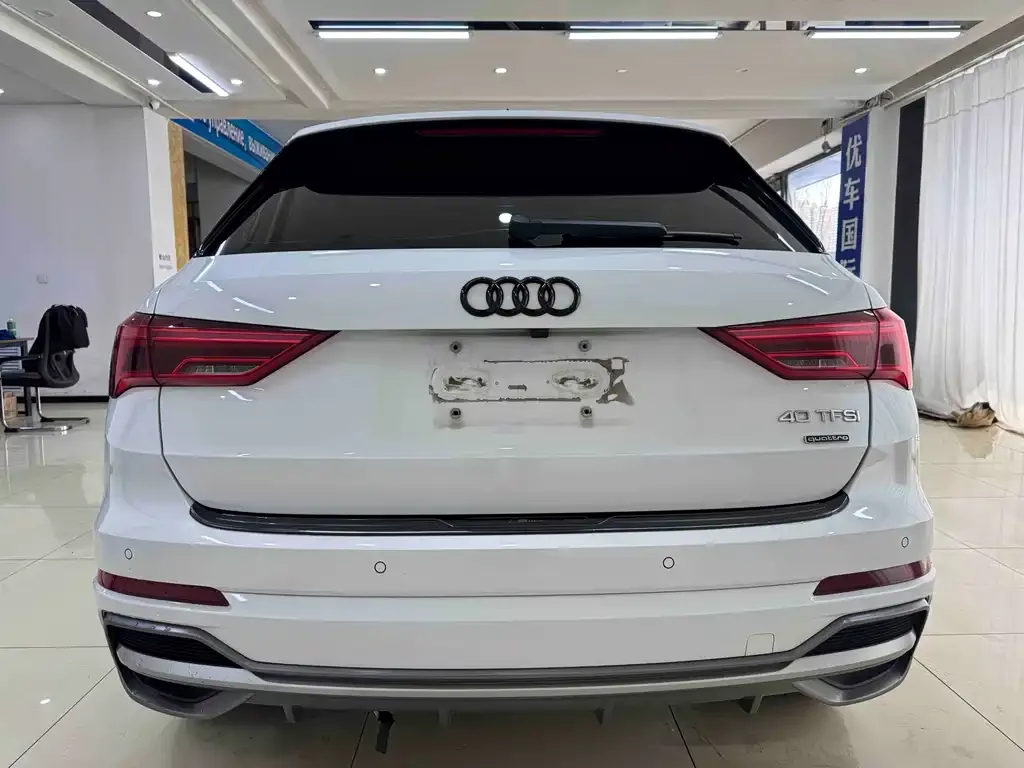 Audi Q3 — фото 5