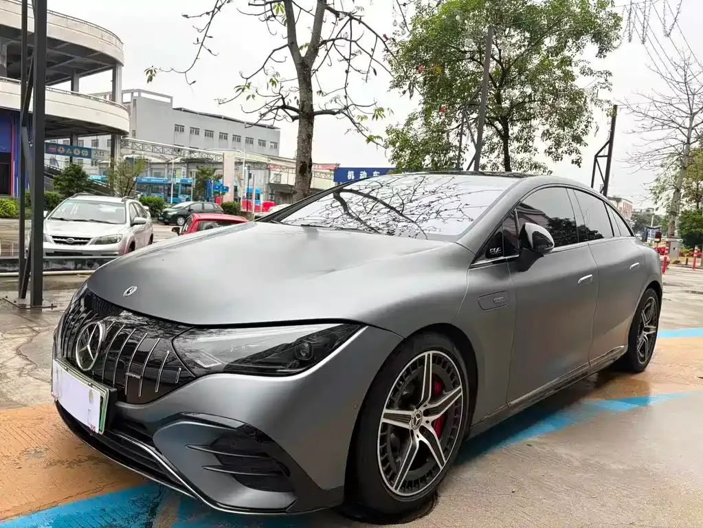 Mercedes-Benz EQE AMG