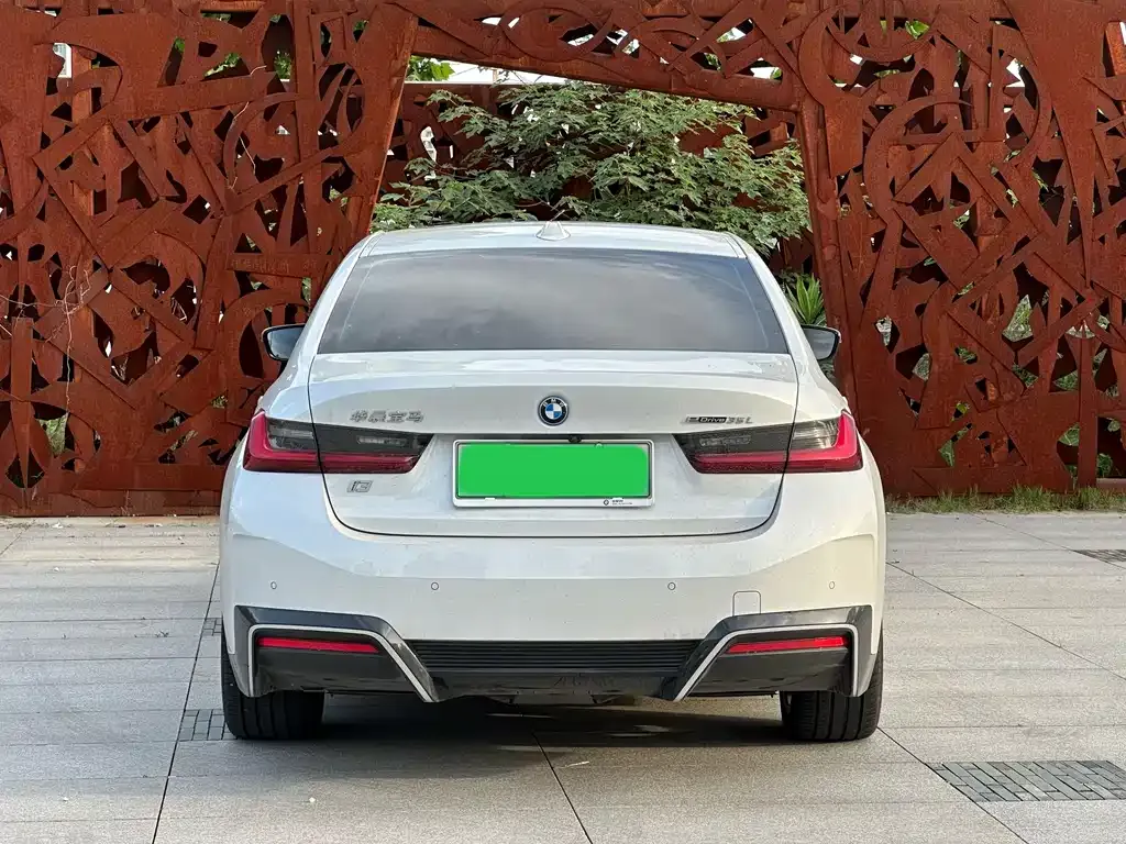BMW i3 — фото 5