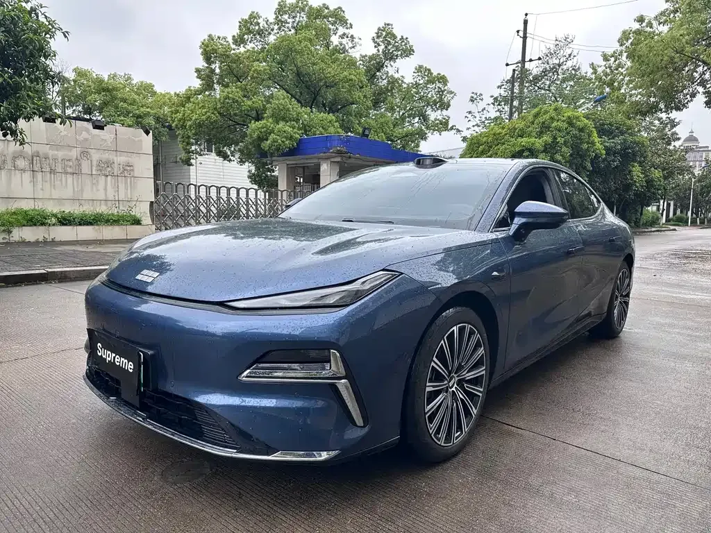 Geely Galaxy Xingyao 8