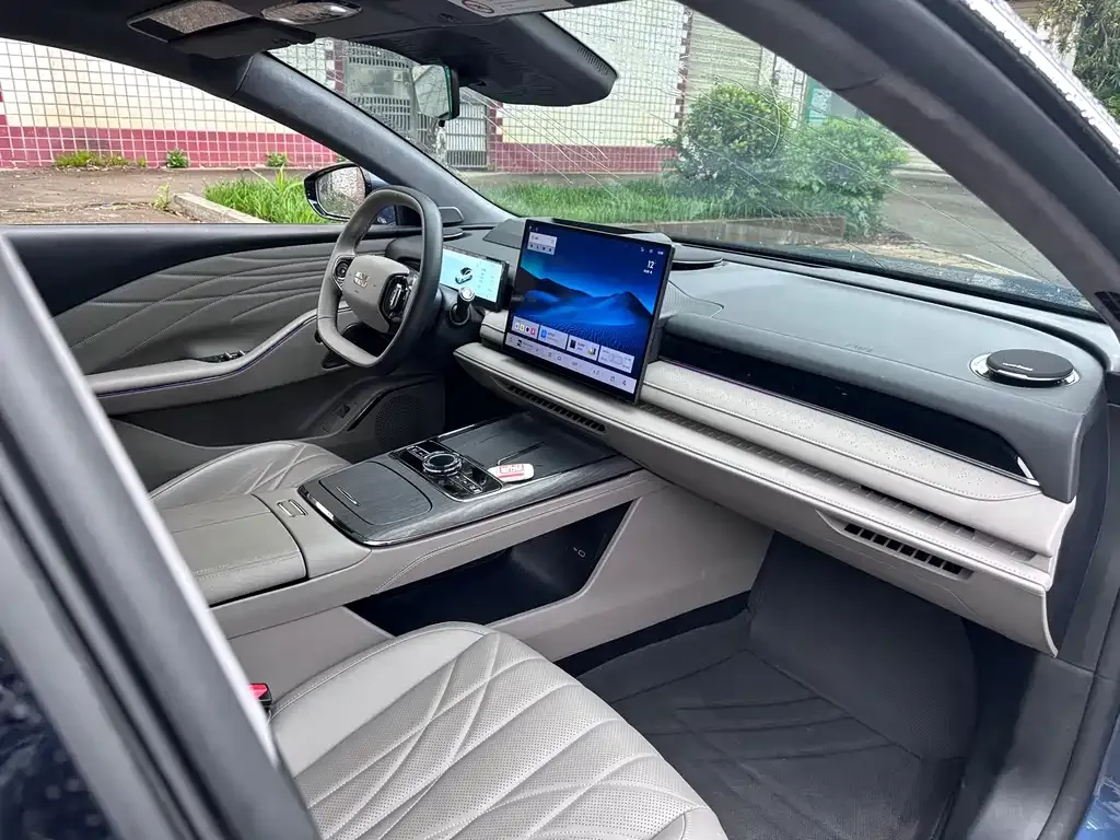 Geely Galaxy Xingyao 8 2025 из CN, фото 4