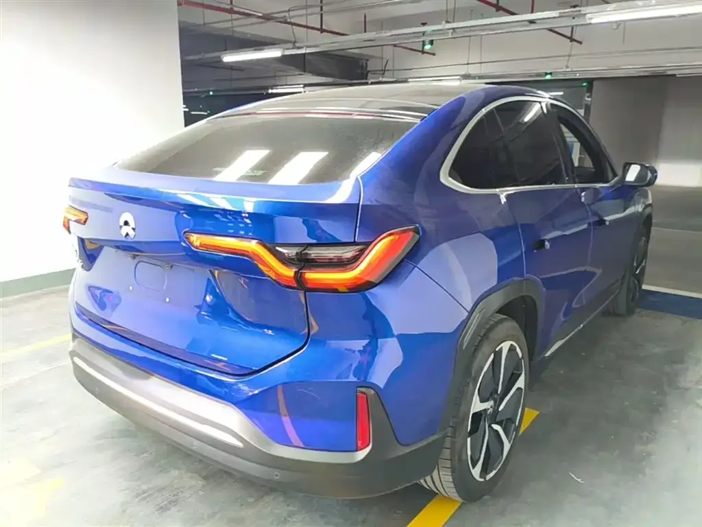 NIO EC6 — фото 10