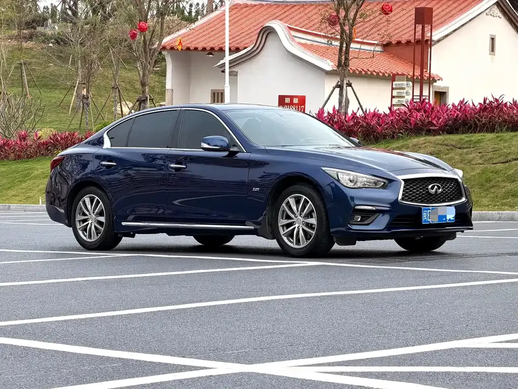 Infiniti Q50L 2021 из CN, фото 7