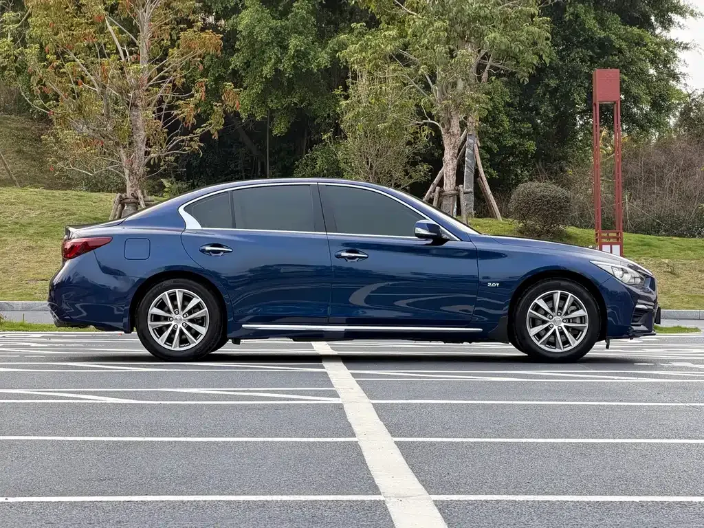 Infiniti Q50L 2021 из CN, фото 6