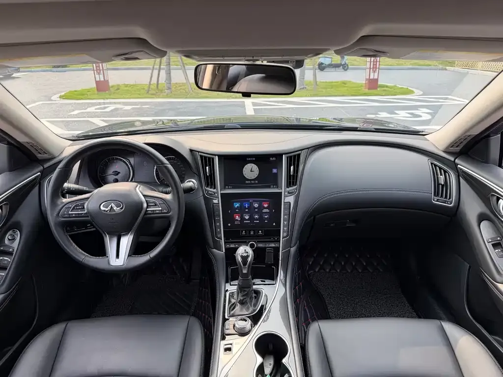Infiniti Q50L 2021 из CN, фото 2