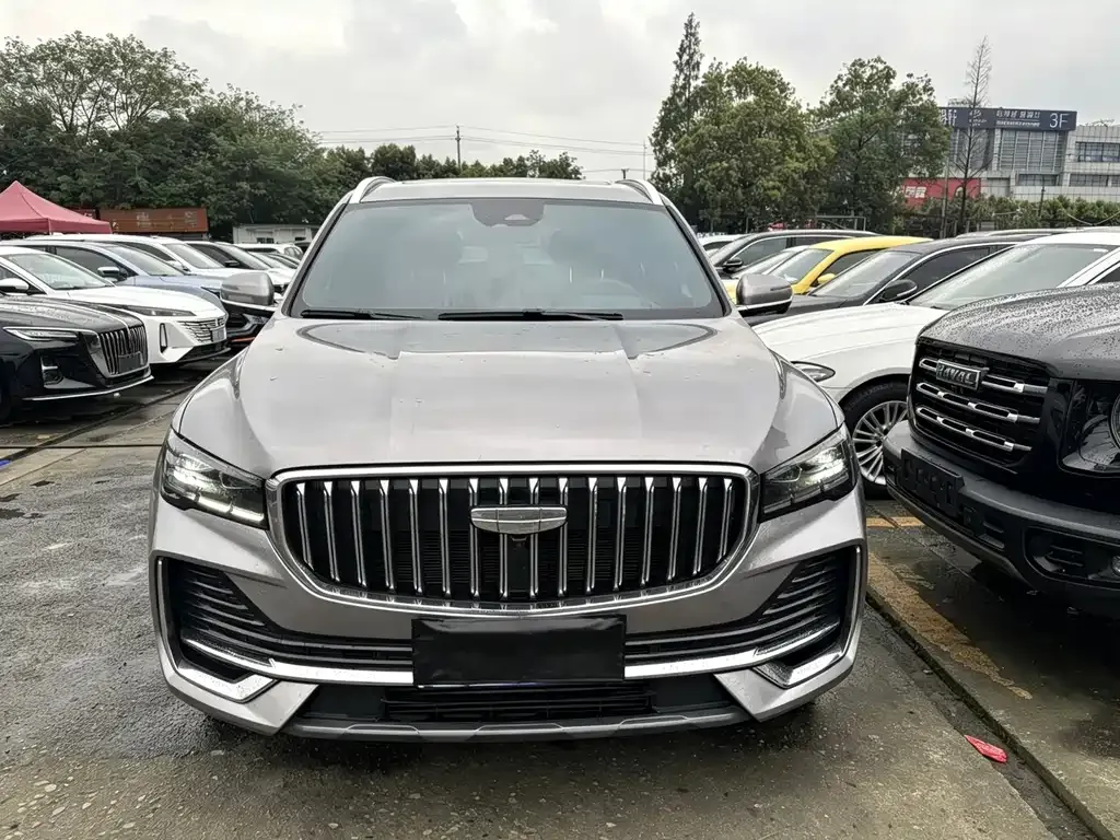 Geely Xingyue L — фото 10
