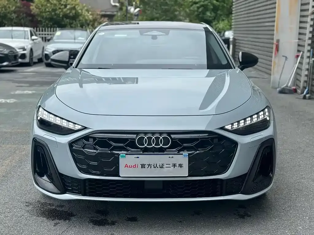 Audi A5L — фото 5