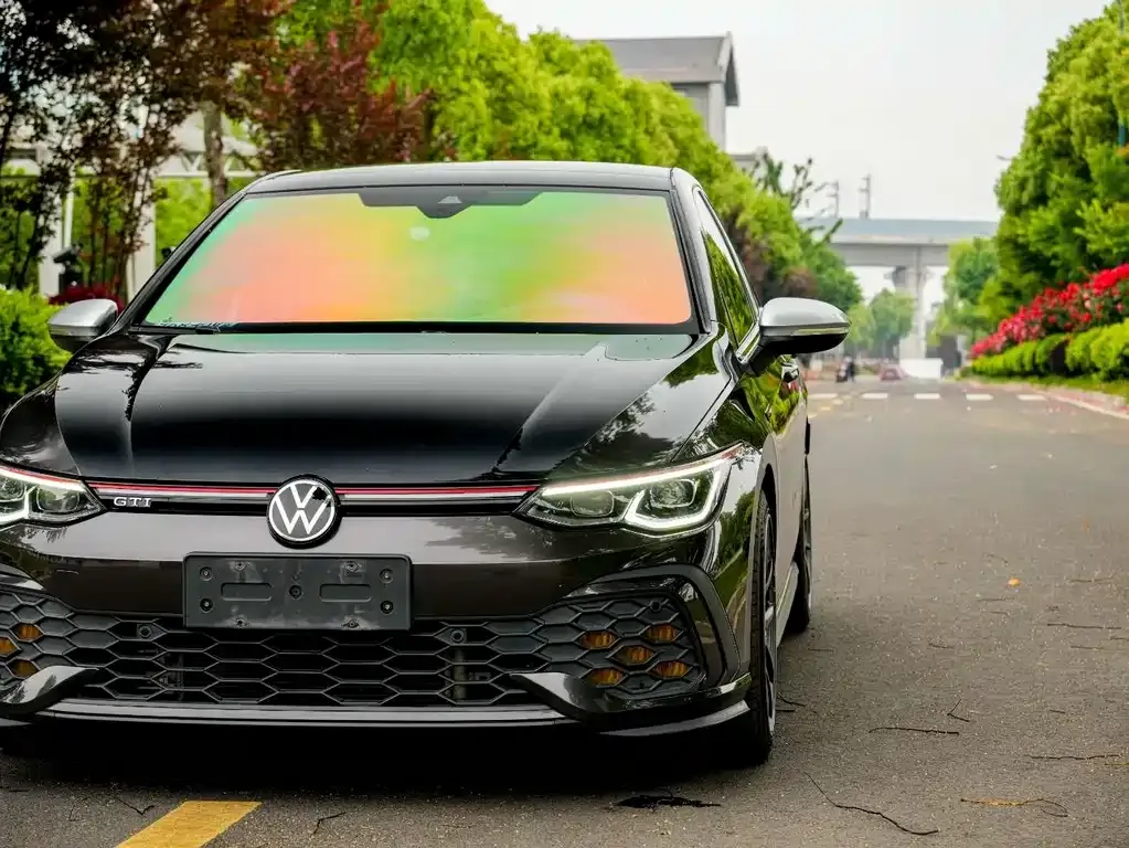 Volkswagen Golf GTI — фото 5