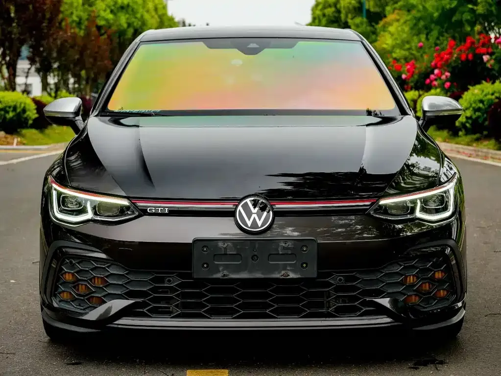 Volkswagen Golf GTI — фото 6