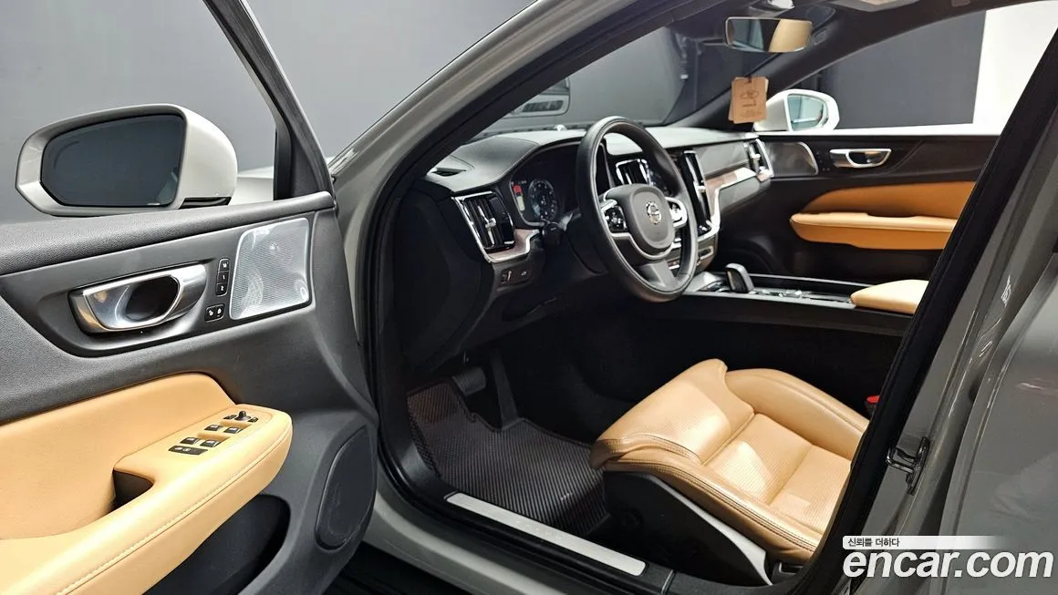 Volvo V60 2021 из KR, фото 5
