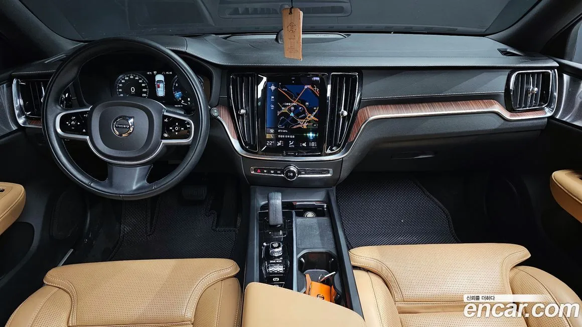 Volvo V60 2021 из KR, фото 10