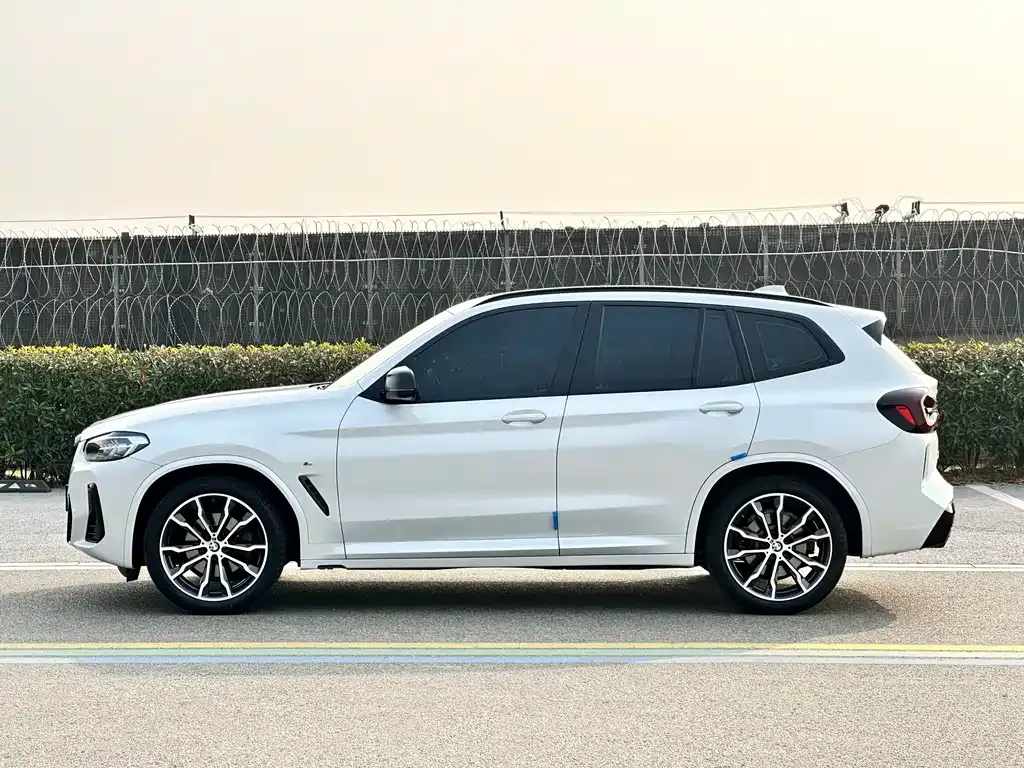 BMW X3 — фото 9