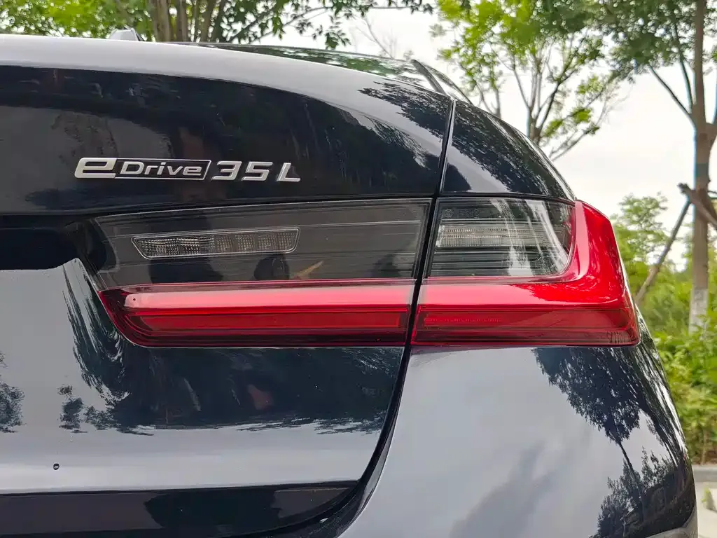 BMW i3 — фото 2