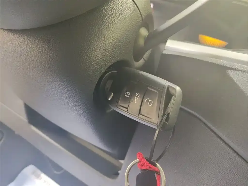 Volkswagen Polo 2023 из CN, фото 10