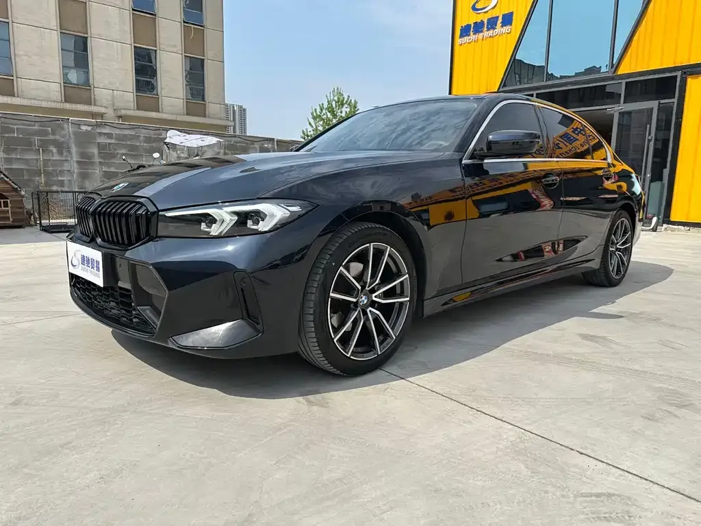 BMW 3 Series — фото 1