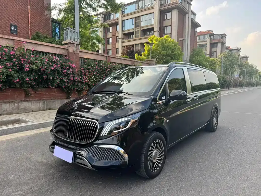 Mercedes-Benz Vito — фото 1