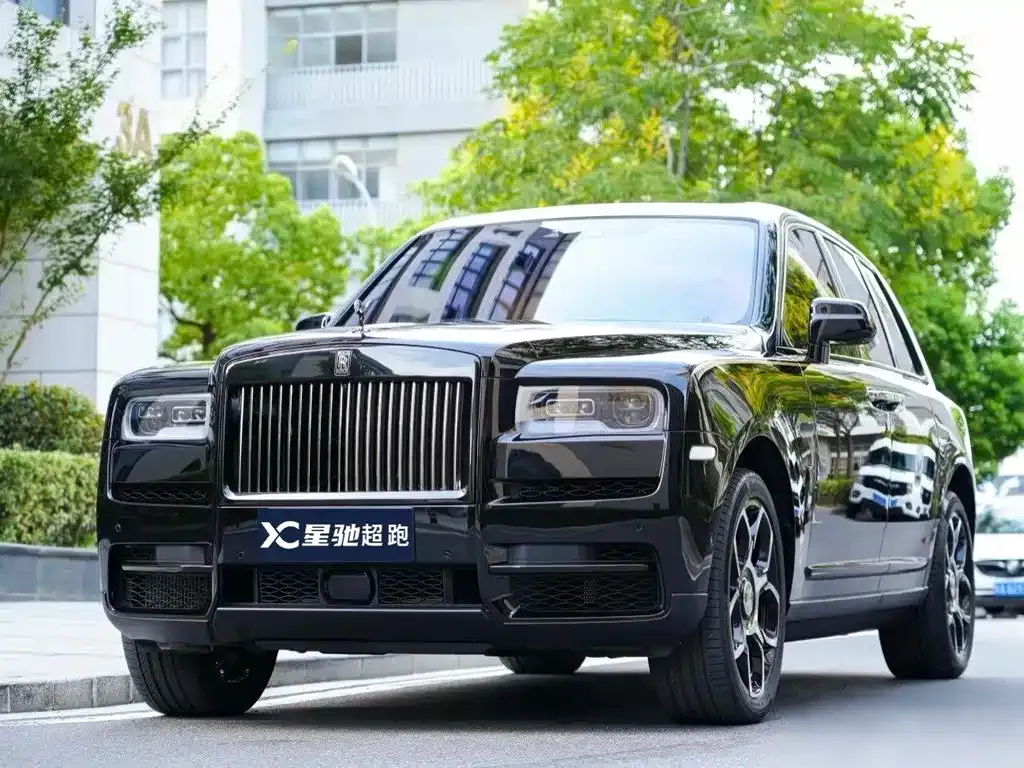 Rolls-Royce Cullinan — фото 1