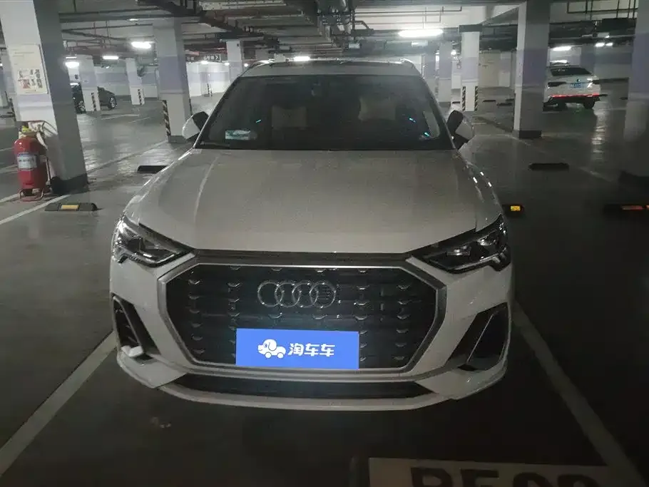 Audi Q3 2022 из CN, фото 10
