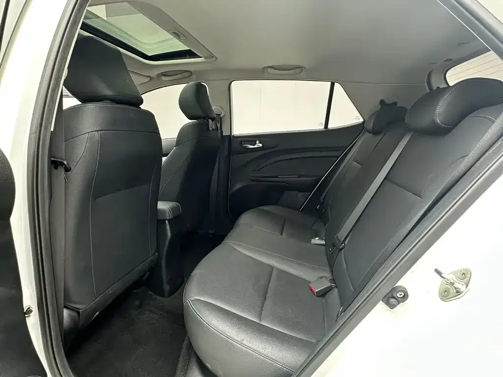 Kia KX1 — фото 2