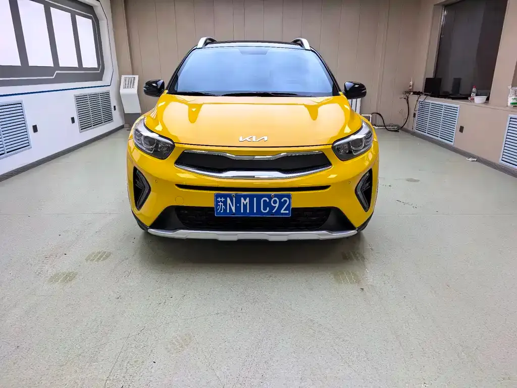 Kia KX1