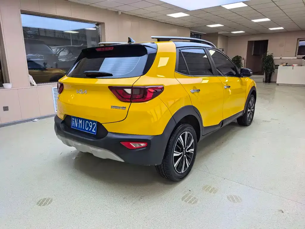Kia KX1 2022 из CN, фото 2