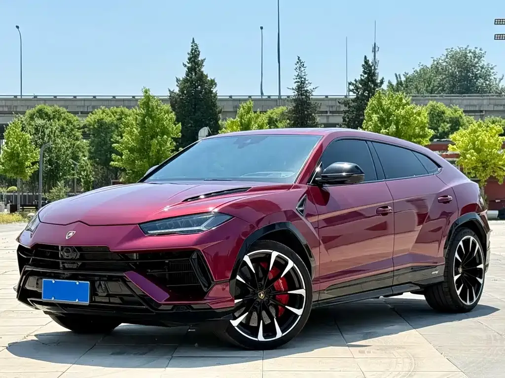 Lamborghini Urus — фото 10