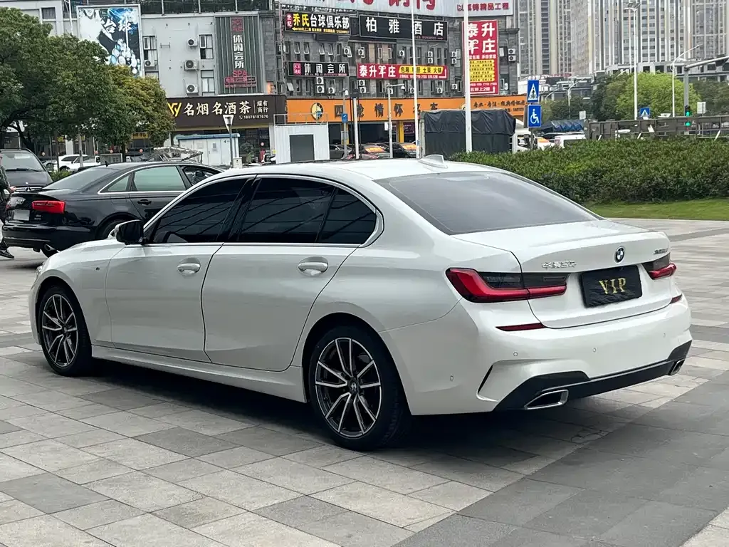 BMW 3 Series — фото 10