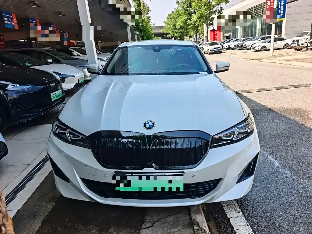 BMW i3 — фото 8