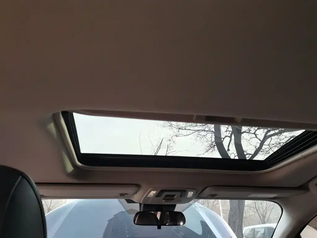 Toyota Sienna 2025 из CN, фото 2