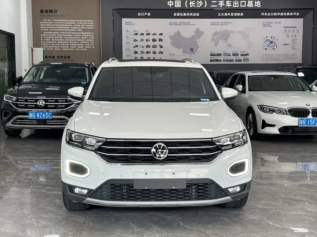 Volkswagen T-Roc — фото 3